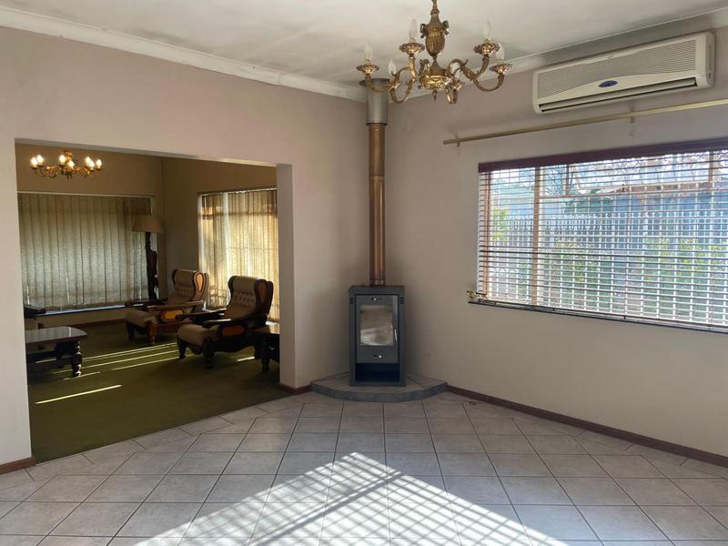 To Let 5 Bedroom Property for Rent in Ceres Western Cape